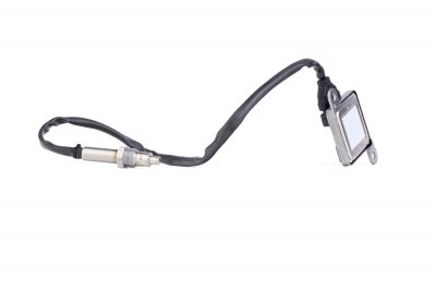 A0009058411, NOX Sensorer, NOX Sensor, SCR-katalysatorn, NOX katalysator, Byta NOX sensor lastbil, Lastbil NOX sensor