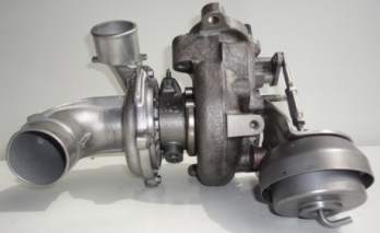 Turboaggregat Toyota Corolla Verso 2.2 D-4D - Turbo VB14, 17201-0R011